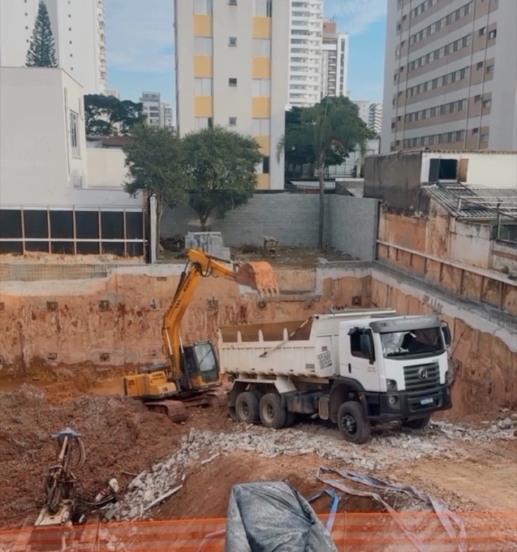 Escavação e carga